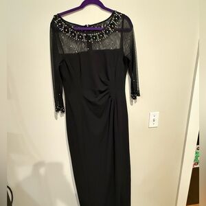 TAHARI Women's Long Sleeve Illusion Top Fitted Gown Dress 8 Black